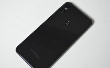 motorola one