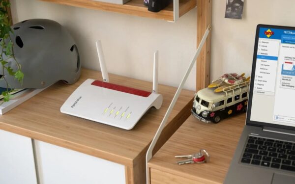 FRITZ!Box 6850 LTE cover