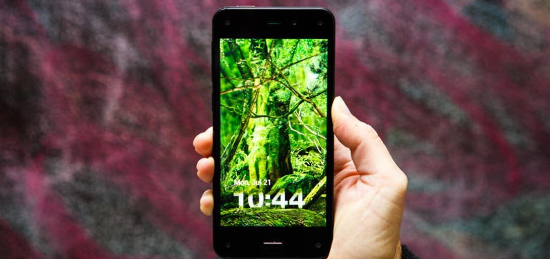 Amazon torna nel mondo smartphone: nuovo device Alexa