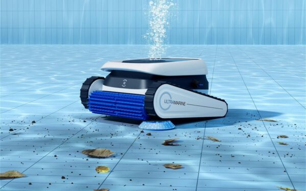 Ecovacs Ultramarine P1: il robot che pulisce la piscina