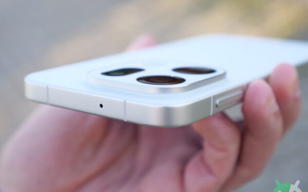 OPPO Find X9 Ultra 2026: zoom 10x rivoluzionario