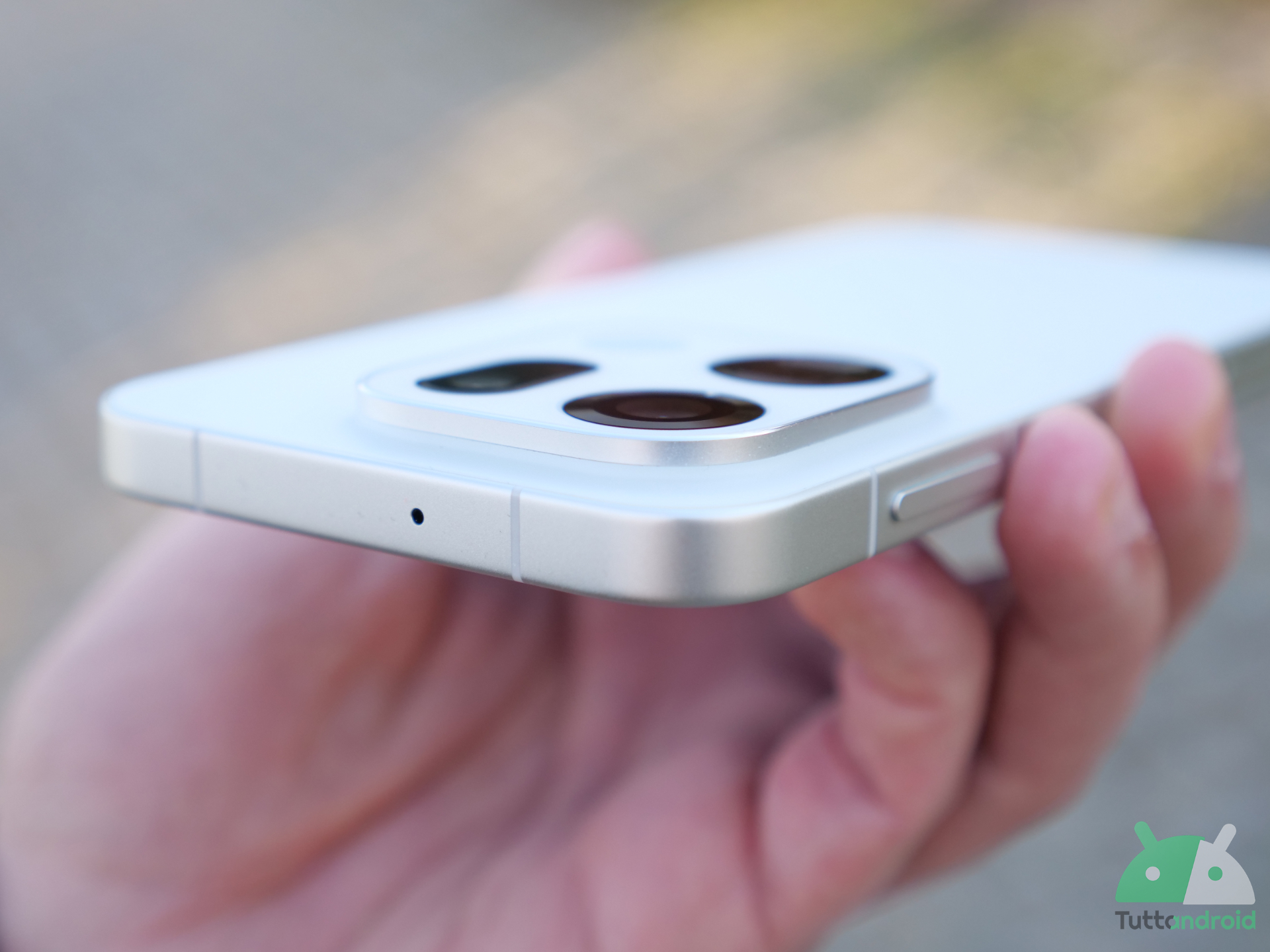 OPPO Find X9 Ultra 2026: zoom 10x rivoluzionario