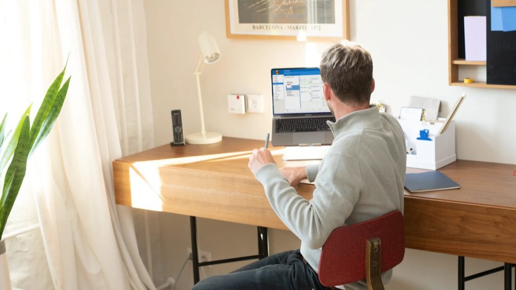 FRITZ!Repeater 1200 AX cover