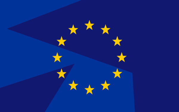 UE vieta le app di nudo e rinvia l'AI Act