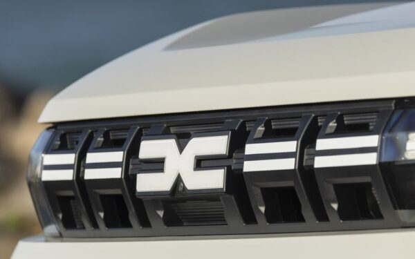 Dacia Evader 2026: L'elettrica low cost si svela