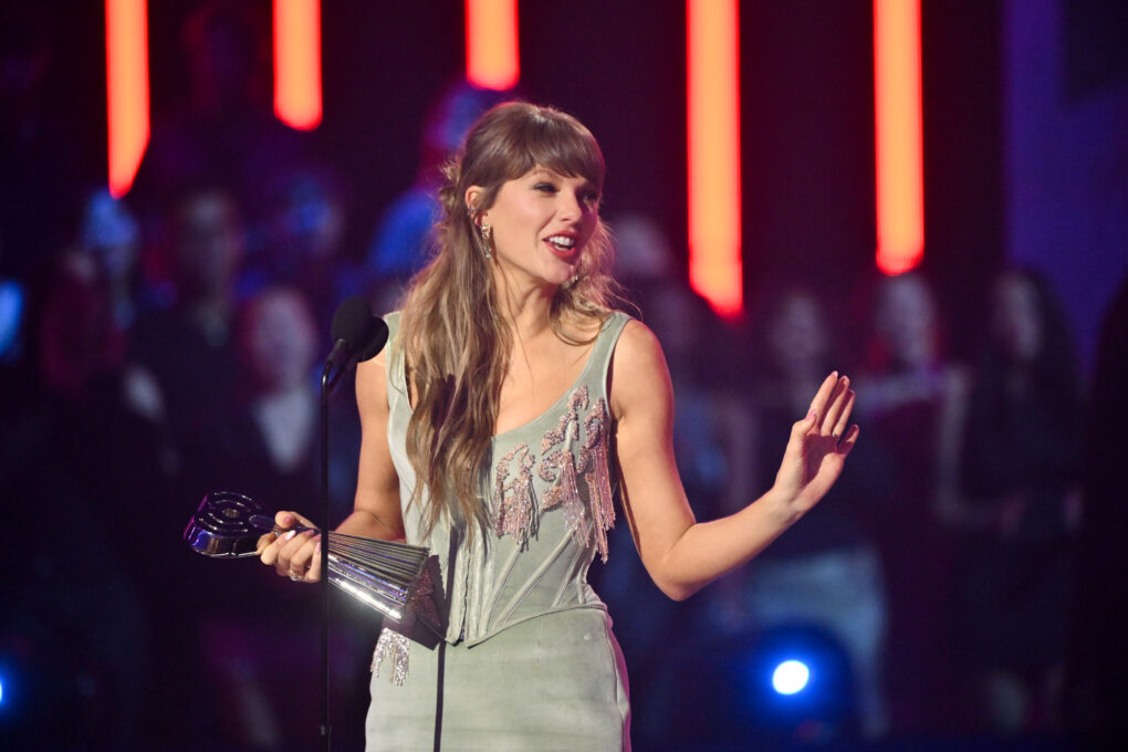 Deepfake di celebrità: truffe AI su TikTok nel 2026