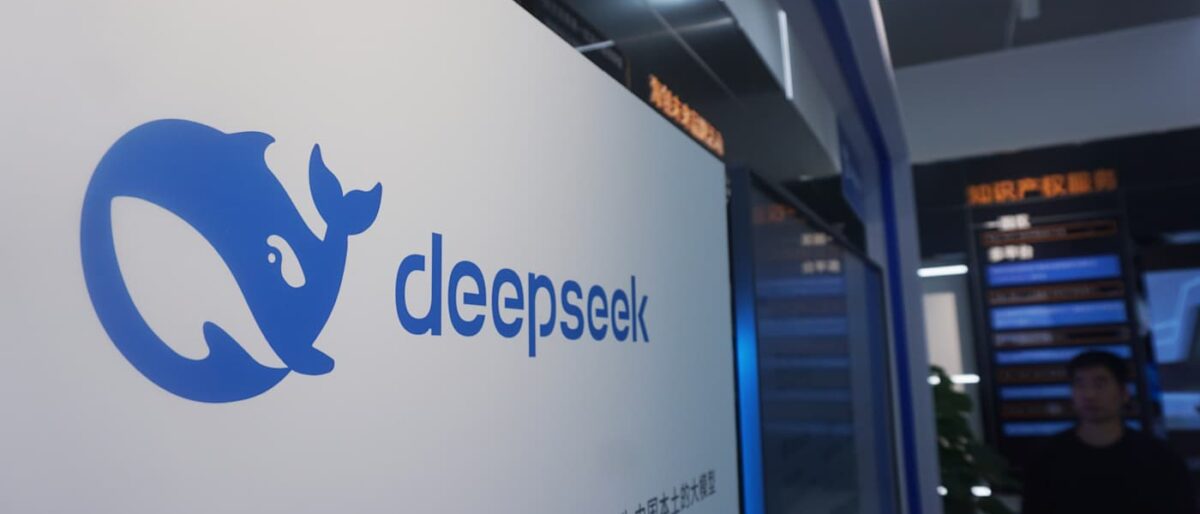 DeepSeek V4 (2026): Promesse d’AI o Fumo negli Occhi?