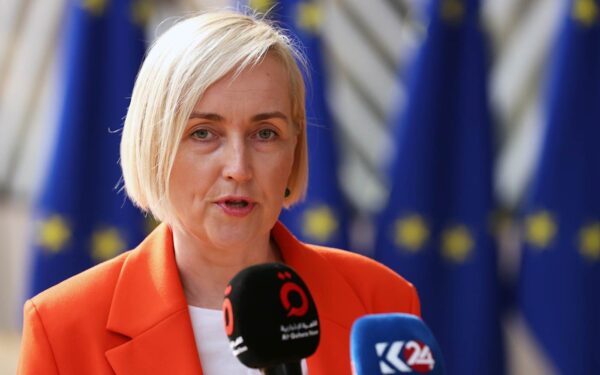 Estonia contro il ban dei social: la vera soluzione nel 2026