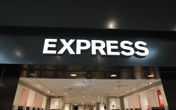 Express 2026: Dati Clienti Esposti, Allarme Privacy Globale