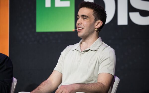 Fizz sfonda in Arabia Saudita: il social anonimo che non