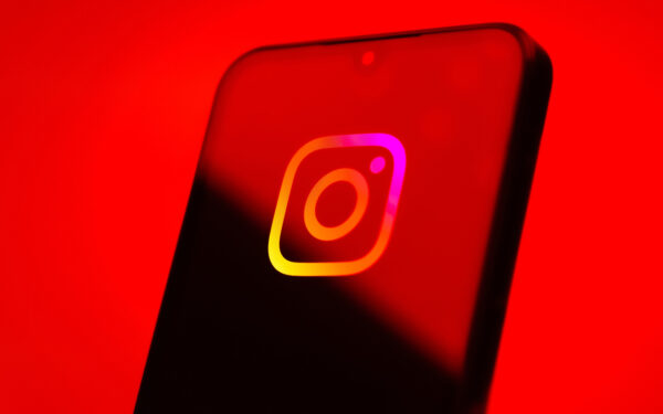 Instagram 2026: Meno visibilità ai post non originali