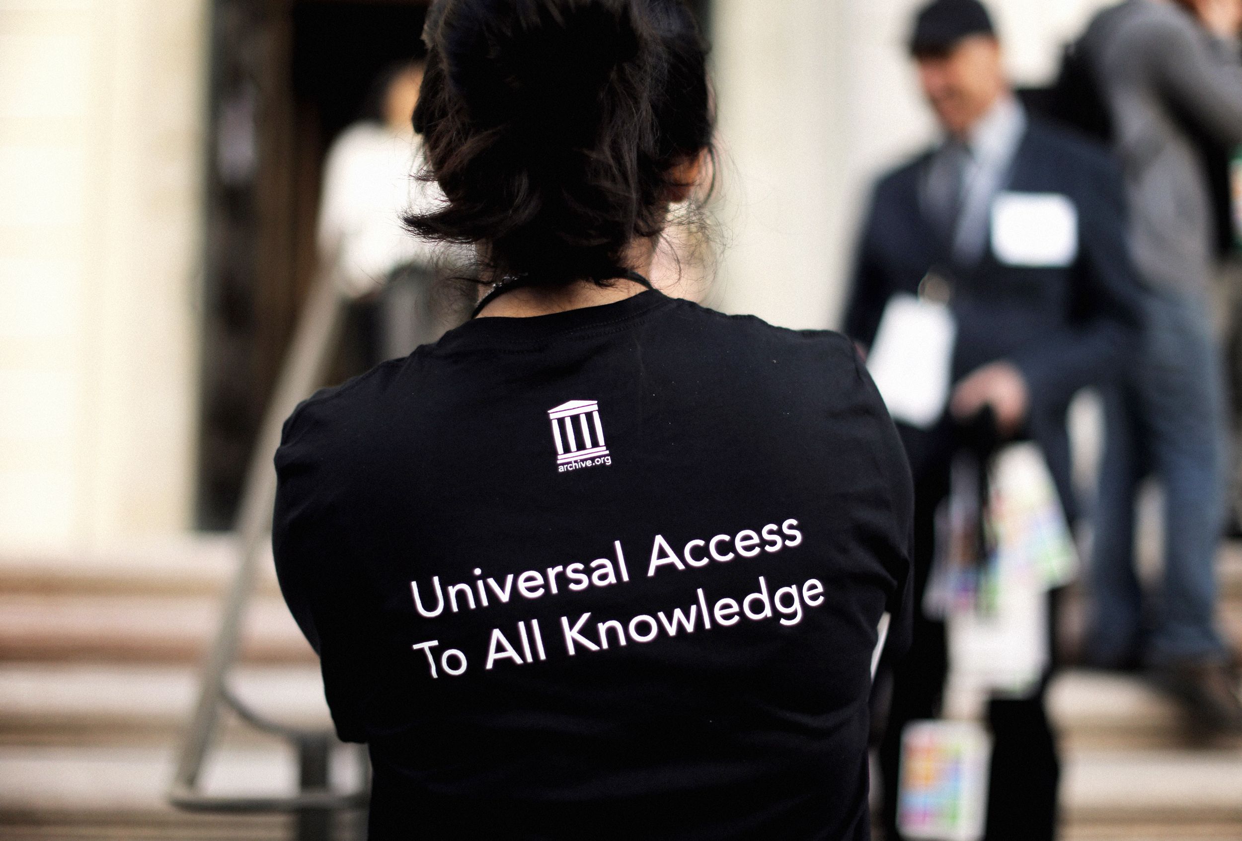 Internet Archive in crisi: il futuro della memoria del web