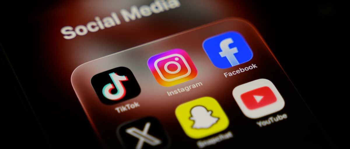 La Grecia vieta i social ai minori di 15 anni