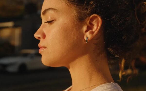 Lumia 2: Orecchini Smart Ridefiniscono il Monitoraggio nel