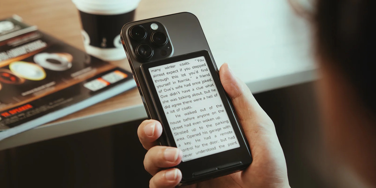 MagSafe e-reader: lo schermo E Ink si attacca all'iPhone