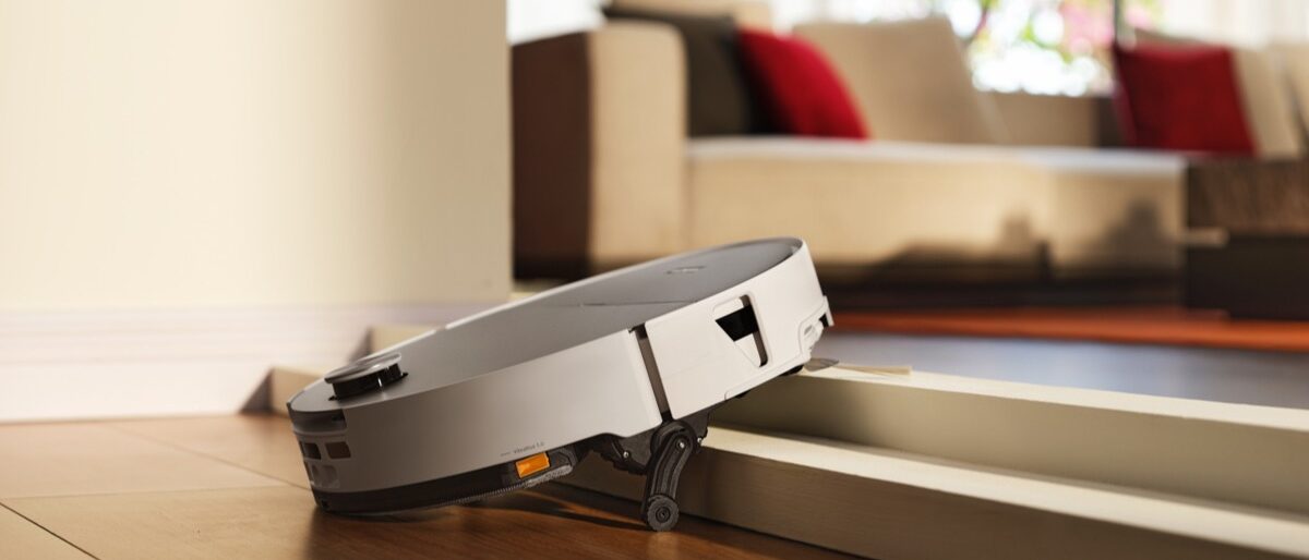 Roborock Saros 20 Sonic arriva in Svizzera: mop sonico a 4.000 vibrazioni e salita fino a 8,8 cm