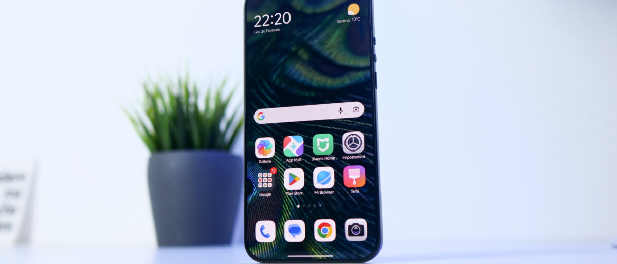 Smartphone Ultra in pausa nel 2026: la crisi delle memorie