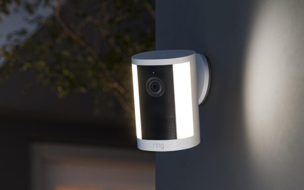 Ring Spotlight Cam (2a generazione), Ring Floodlight Cam (2a generazione) — Ring