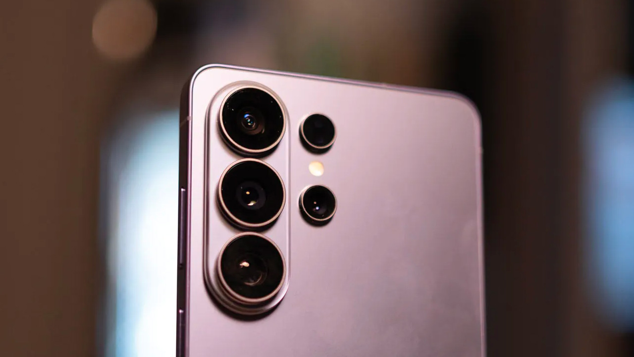 Galaxy S27 Ultra 2026: Apertura variabile, un ritorno?