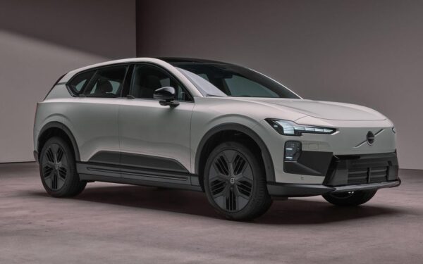 Volvo EX60 2027: Analisi dell'EV Cruciale da 800V