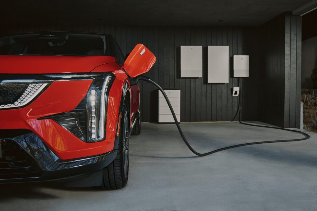 GM: le auto elettriche contro il consumo energetico dell'IA