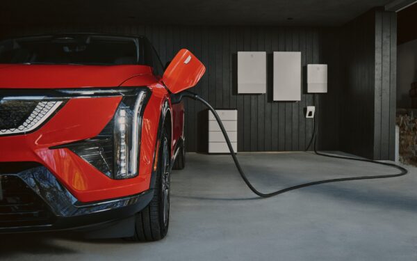 GM: le auto elettriche contro il consumo energetico dell'IA