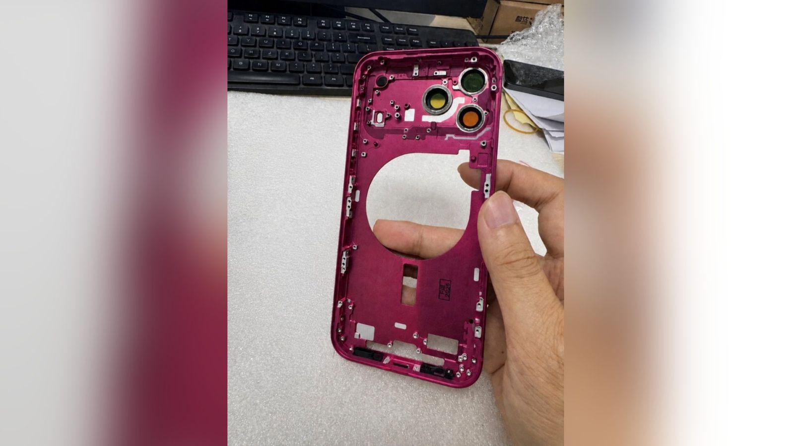 iPhone 18 Pro: trapelano nuovi colori e spessore