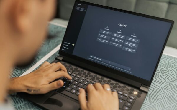 OpenAI: la rivoluzione di ChatGPT è vicina