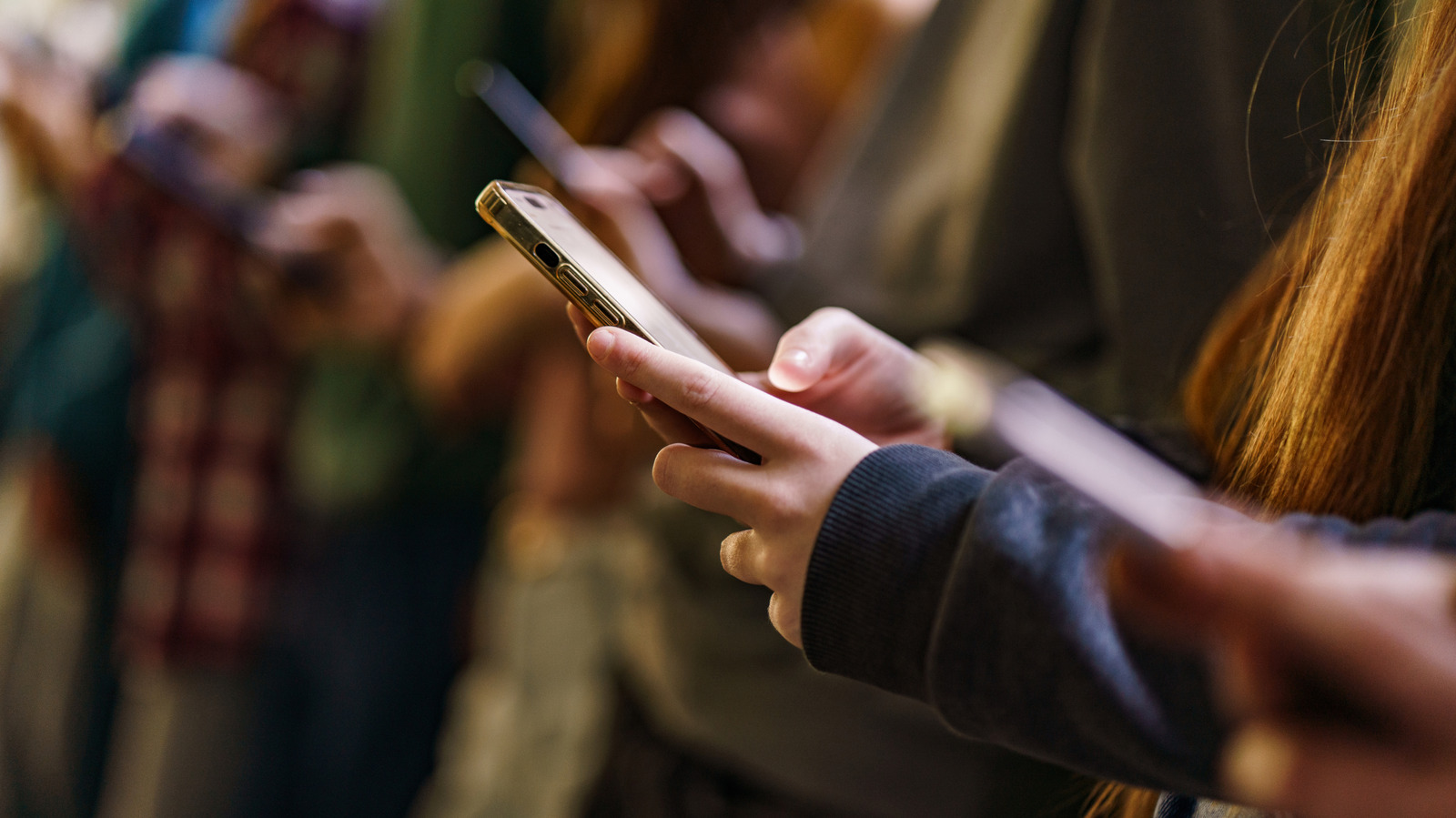Regno Unito vieta i social ai minori di 16 anni
