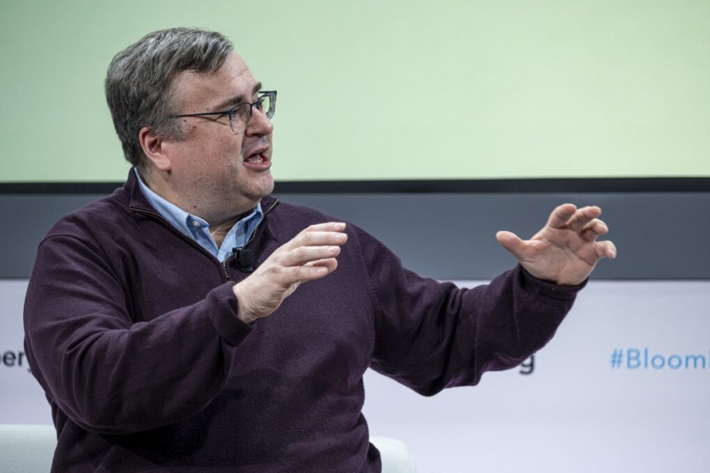 Reid Hoffman lascia Microsoft per Manus