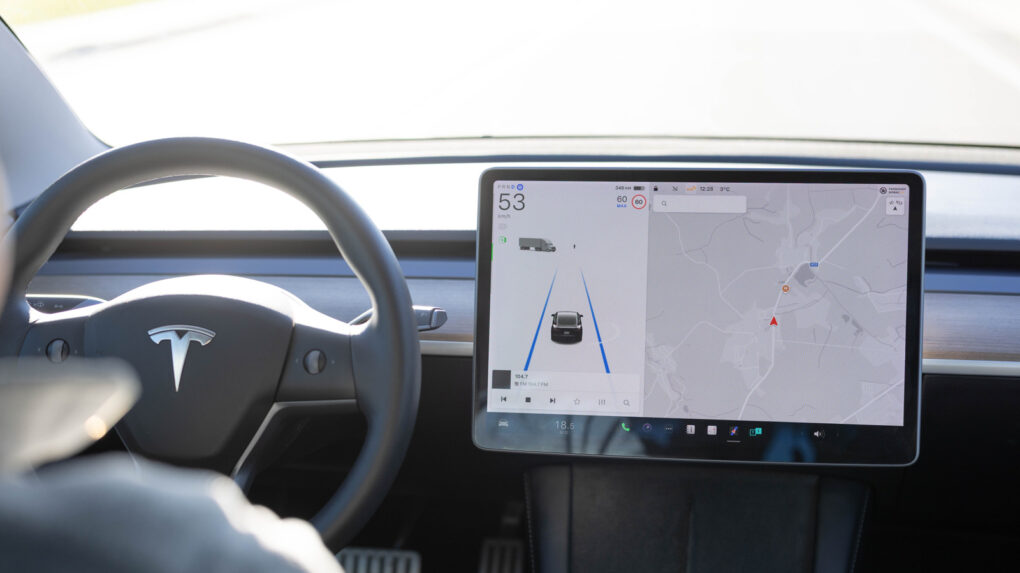 Tesla e l'autopilot: quando l'automazione uccide