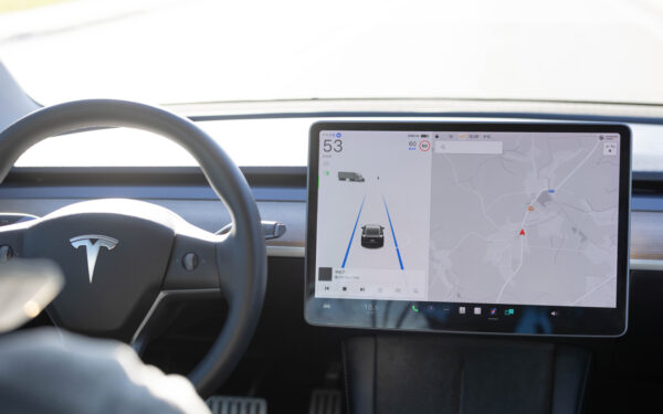 Tesla e l'autopilot: quando l'automazione uccide