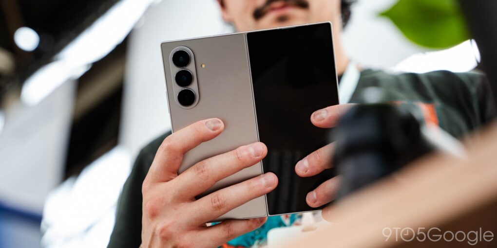Galaxy Z Fold 8 2026: la ricarica wireless che serve