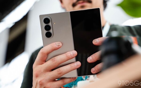 Galaxy Z Fold 8 2026: la ricarica wireless che serve