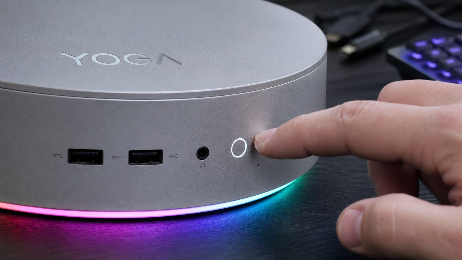 Lenovo presenta Yoga AI Mini PC con 180 TOPS