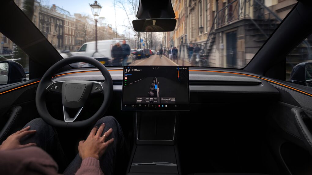 Prova FSD Tesla gratis: 32 tappe in Italia nel 2026