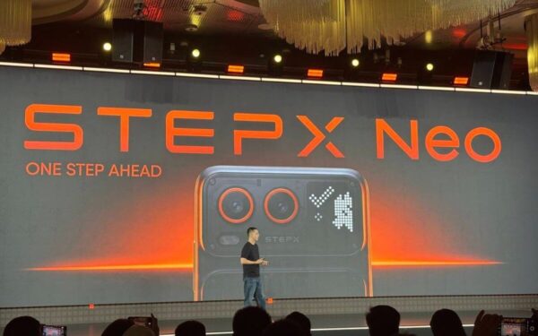 StepX Neo: il primo smartphone AI agentico esiste davvero?