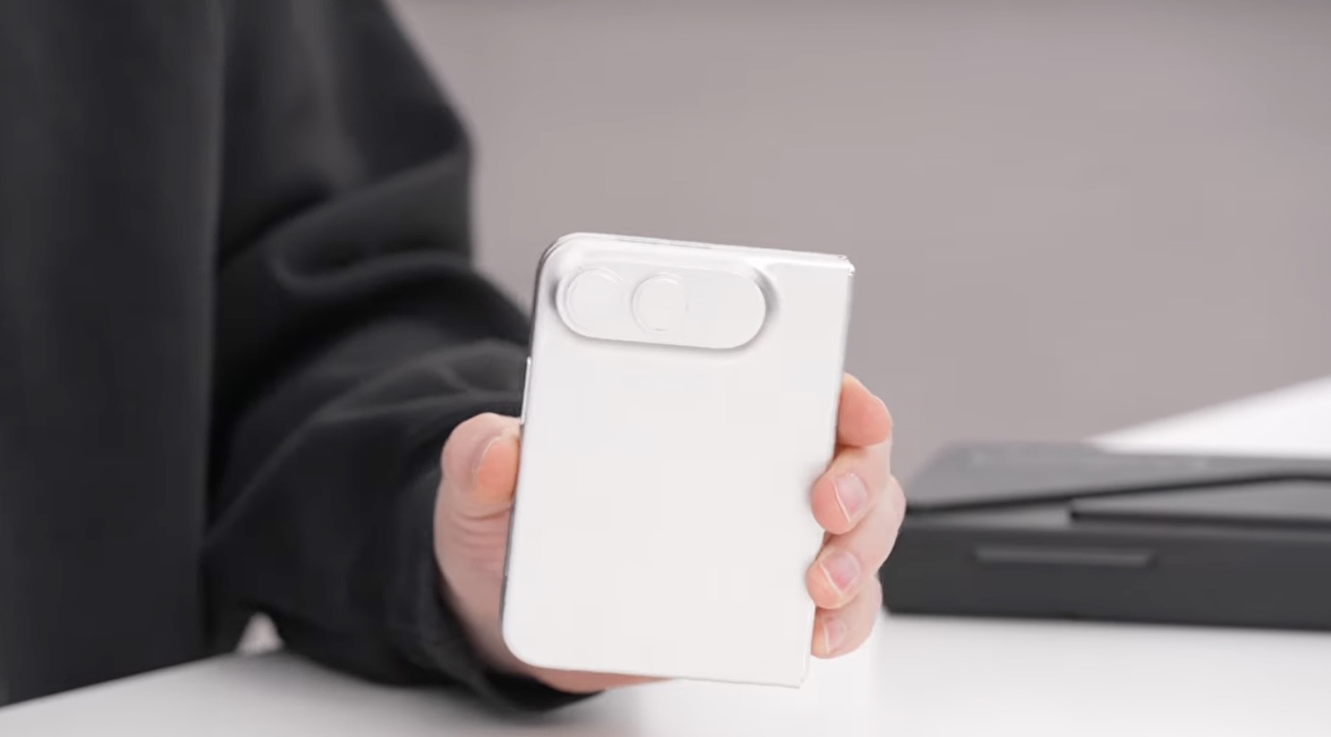 iPhone Ultra: settembre 2026, ma scorte limitate